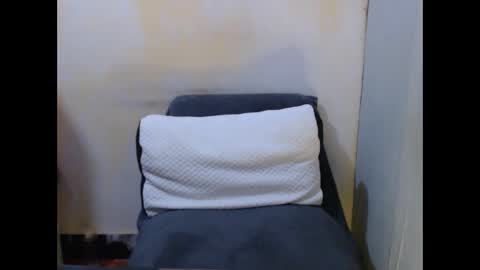 hotasianyue69 online show from February 4, 4:32 pm