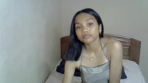 Snapshot of hotfabi01 chatting on September 12, 5:19 am hotfabi01 online show from September 12, 5:19 am