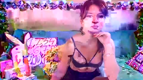 hotgirlkarina online show from August 1, 4:14 am