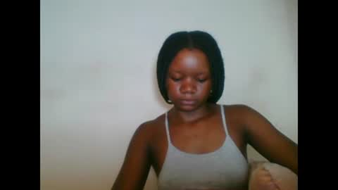 LOYCE online show from March 12, 8:09 pm