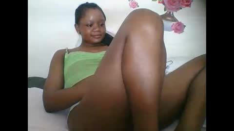 LOYCE online show from October 17, 7:06 pm