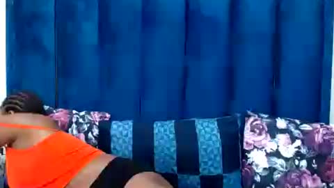 hotsmalltitsx online show from July 2, 1:49 am