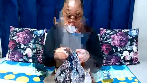 hotsmalltitsx online show from July 20, 7:47 pm