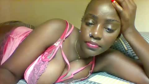 Amalia online show from December 15, 11:43 pm