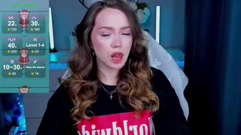 hello Im Eva online show from December 22, 1:14 pm