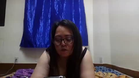 hottie_amanda69 online show from April 6, 1:01 pm