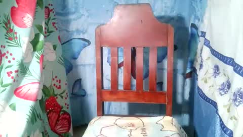 hottie_horny_exoticpussyx online show from February 24, 11:58 pm