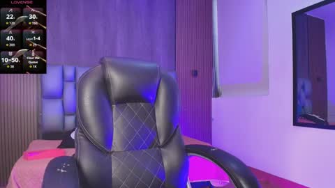 Juls online show from July 17, 7:39 pm