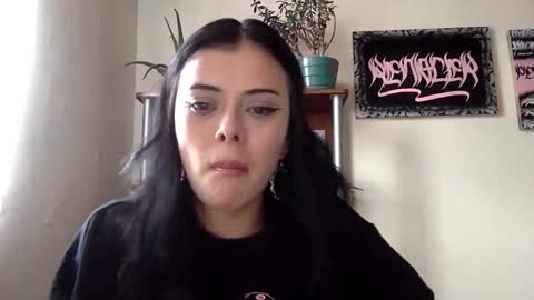 Snapshot of hottietat4u chatting on February 1, 7:23 pm Tat  online show from February 1, 7:23 pm