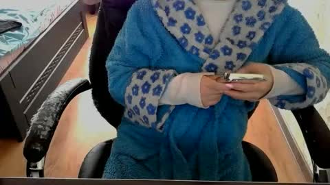 hotty_mary online show from April 29, 9:34 am