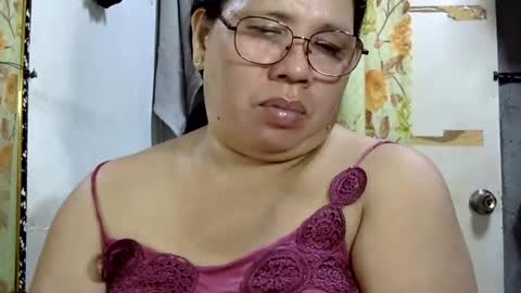 hottycrissy4u online show from July 22, 4:19 pm