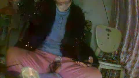 hujiajia520321431 online show from January 18, 10:50 pm