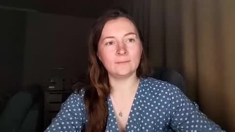 HumpyGrey online show from April 30, 6:35 pm