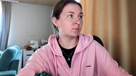 HumpyGrey online show from April 28, 5:00 am