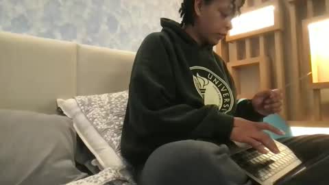 Goddess Hunyy online show from May 11, 12:02 am