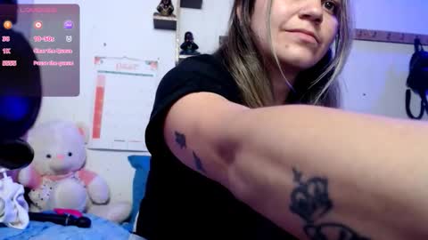 Hello Im Julieta Im 25 years old and I love being here. Thank you for visiting my living room. The only rule is that you hap online show from October 13, 8:17 am