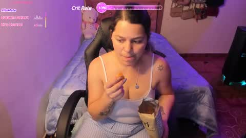 Hello Im Julieta Im 25 years old and I love being here. Thank you for visiting my living room. The only rule is that you hap online show from March 3, 3:38 am