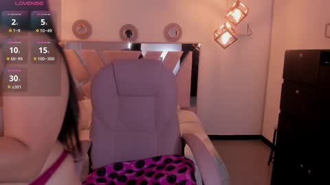 Alyon online show from February 16, 1:38 pm