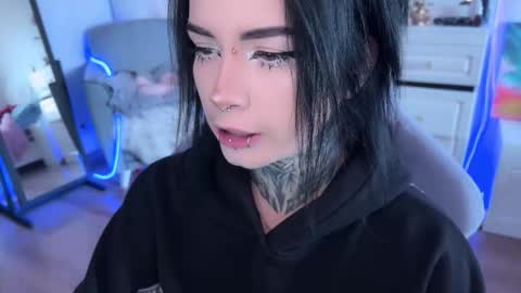 Snapshot of i_died_again chatting on September 22, 11:08 am Asya online show from September 22, 11:08 am