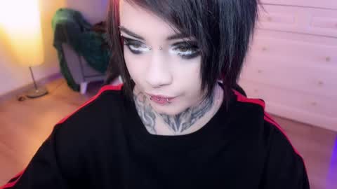 Snapshot of i_died_again chatting on December 14, 10:34 am Asya online show from December 14, 10:34 am