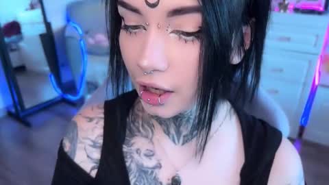 Snapshot of i_died_again chatting on September 28, 9:47 am Asya online show from September 28, 9:47 am