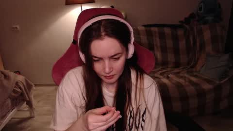 Snapshot of i_love_icecream chatting on February 2, 2:34 pm elisabeth online show from February 2, 2:34 pm