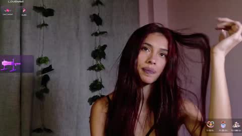 Snapshot of iamkarlaa chatting on February 5, 8:35 pm I AM KARLA 3 online show from February 5, 8:35 pm