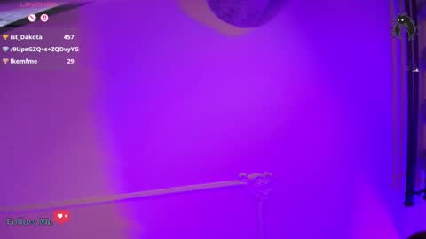 V I C T O R I A online show from January 14, 8:25 pm