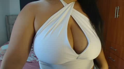 Daniela online show from May 10, 2:30 pm