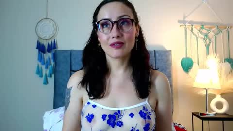 Iberian Moon online show from October 3, 5:40 pm