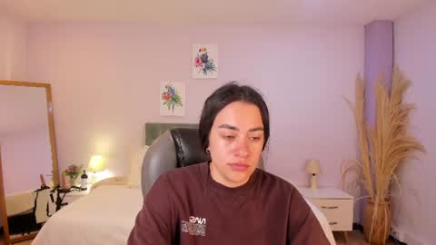 Icy online show from June 12, 11:51 am
