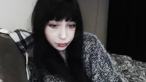 iiiiiiis online show from January 16, 12:50 am