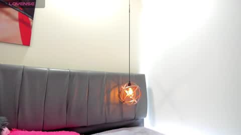 Isabella online show from July 8, 12:51 pm