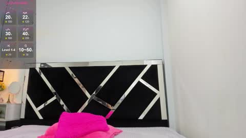 Isabella online show from December 15, 12:54 pm