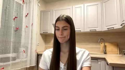 Sophie online show from March 15, 1:02 pm