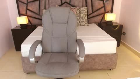 ilitzy cardona online show from November 27, 4:26 am