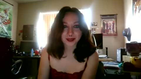 iloveyou_honeybear online show from October 29, 4:20 pm