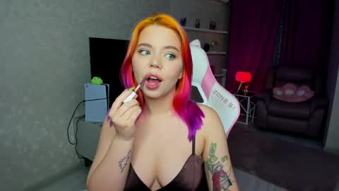 Roxy online show from May 4, 7:50 pm