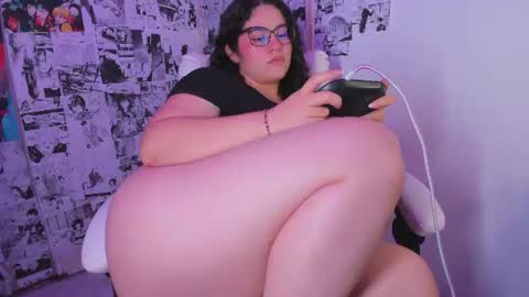 mei mei uwu online show from July 28, 4:32 am