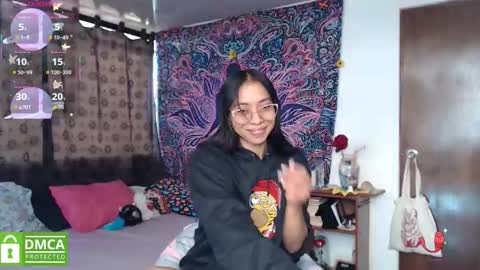 Cutie pie online show from October 6, 4:12 pm