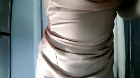 im_ur_future_wife69 online show from December 1, 6:54 pm