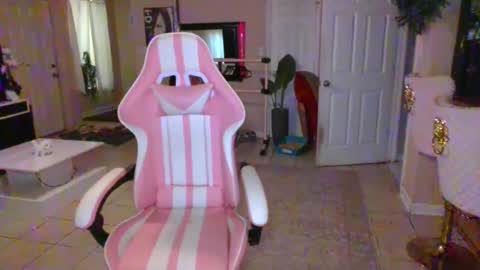 iman_love online show from October 23, 6:47 pm