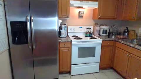 iman_love online show from December 10, 5:22 pm