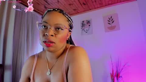 Laurita Aries Guys on April 13th and 14th I will be offline for my birthday I love you very much. online show from April 29, 2:37 am