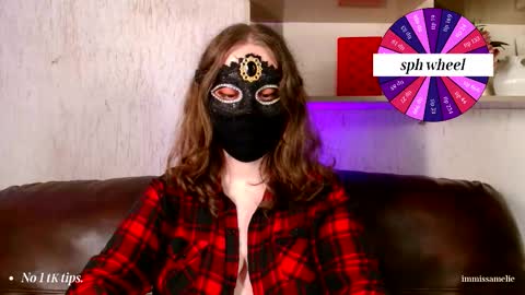 Miss Amelie online show from March 10, 2:15 am