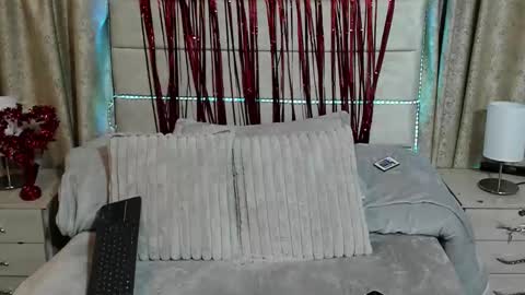 incognyta online show from September 17, 5:22 pm