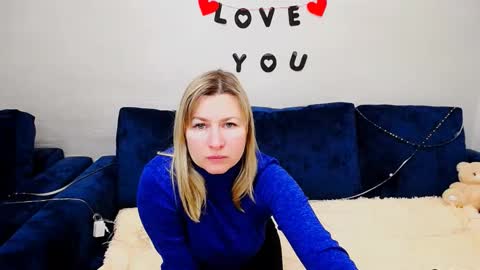 incredible_ariela online show from February 5, 10:07 am