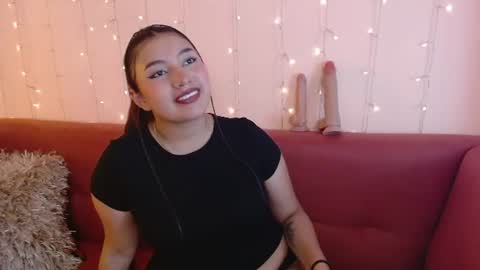 incredible_foxxy online show from July 27, 4:20 am