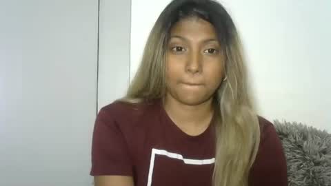 Snapshot of indianqtpie6 chatting on October 19, 6:10 pm indianqtpie6 online show from October 19, 6:10 pm