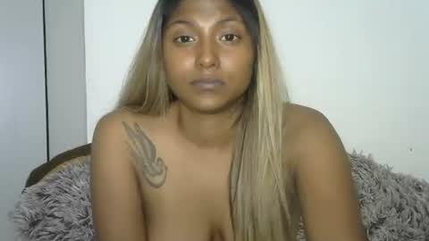 Snapshot of indianqtpie6 chatting on September 25, 7:23 pm indianqtpie6 online show from September 25, 7:23 pm